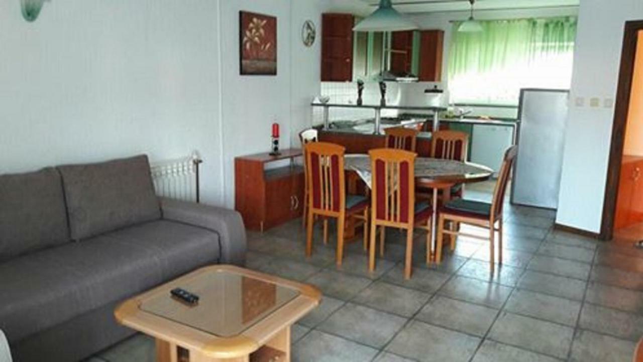 Analeo Apartment ชิเบนิก ภายนอก รูปภาพ